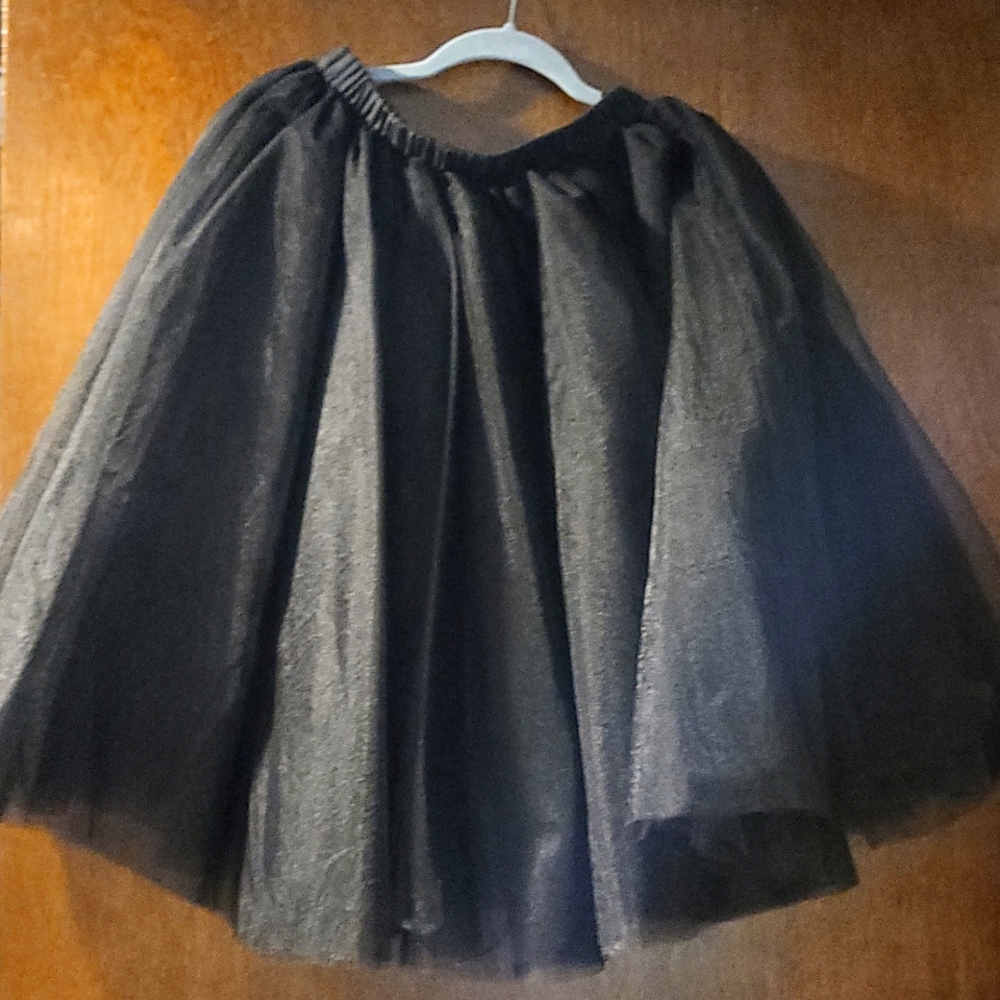 Black tulle skirt, size M